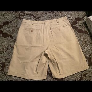 Mens Izod shorts